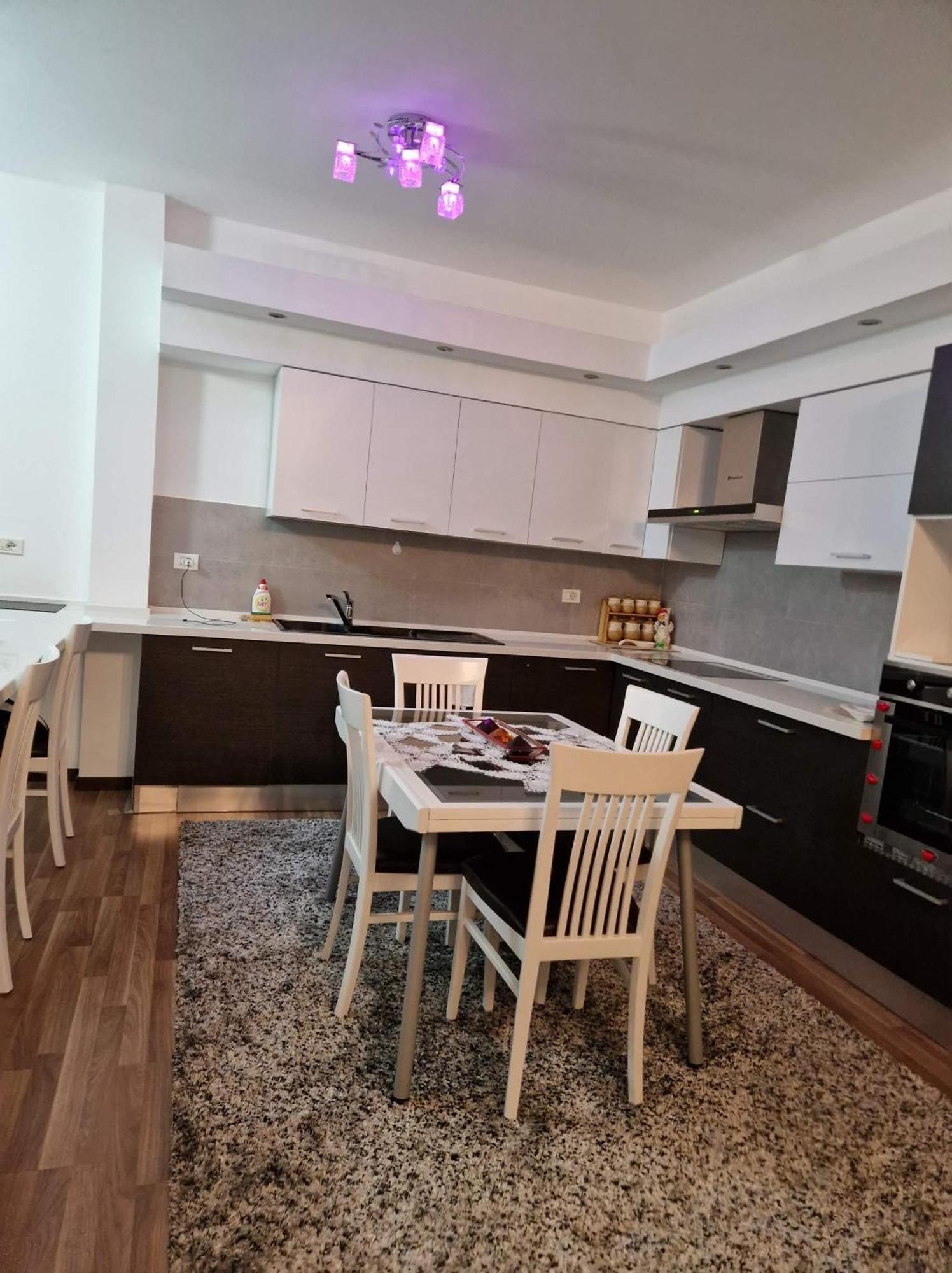 Apartment Me Qera Vlore